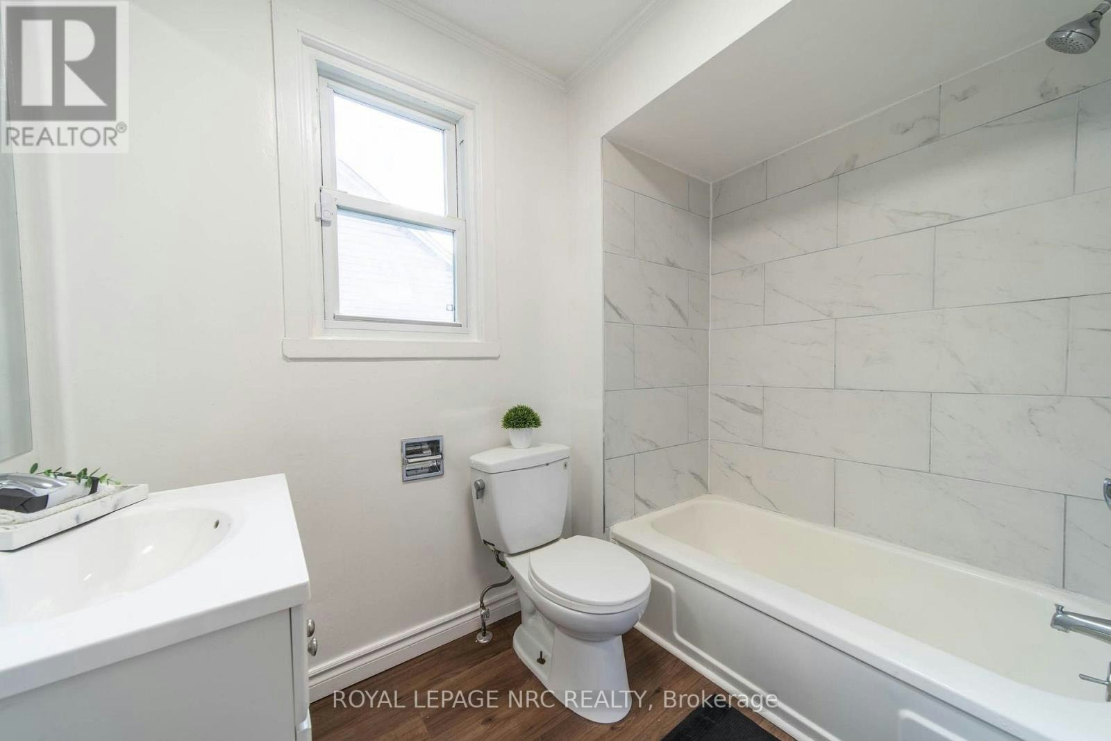 MAIN-6255 Culp Street, Niagara Falls, ON, L2G 2C2 - 11
