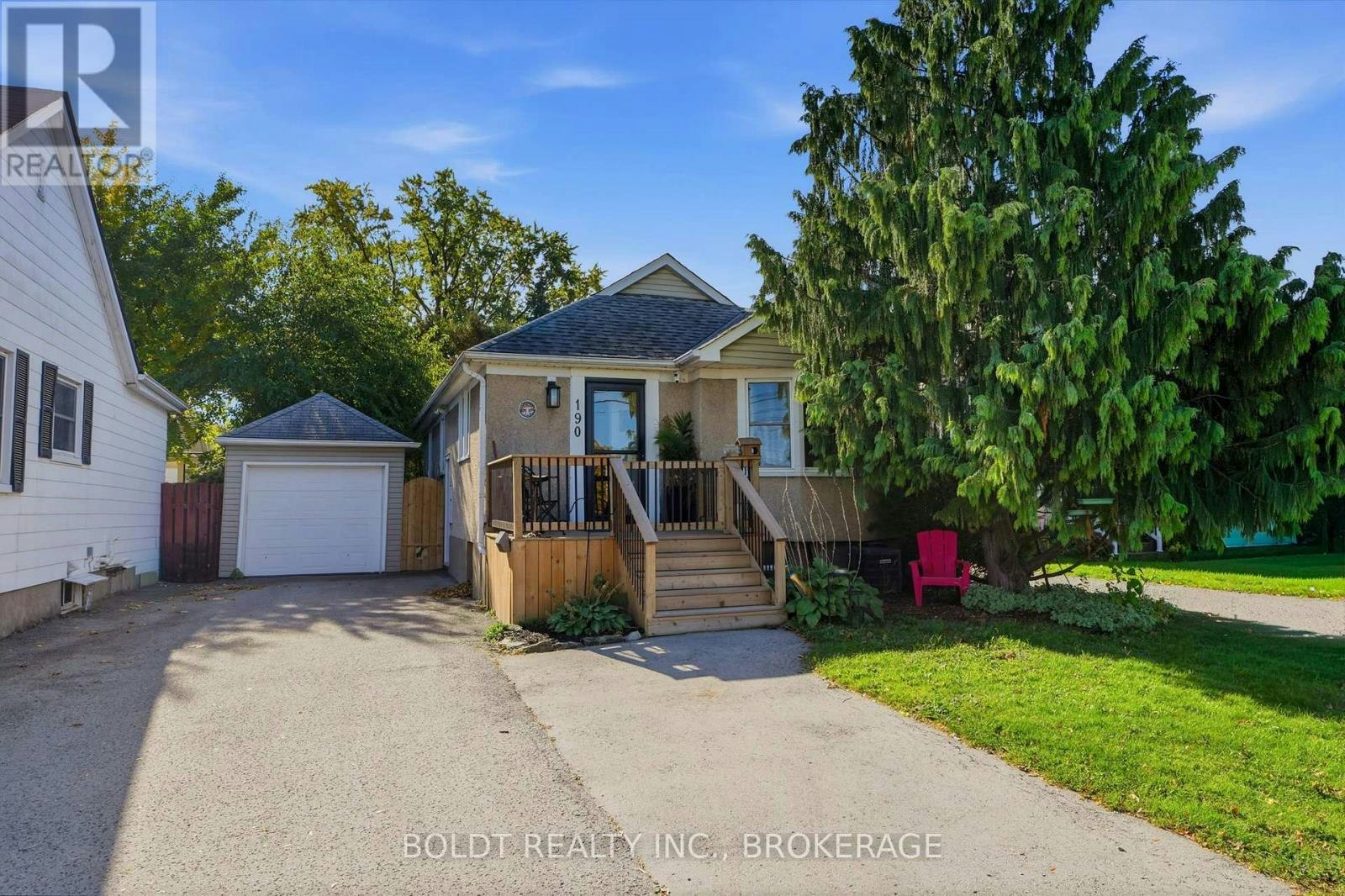 190 Carlton Street, St. Catharines, ON, L2R 1S4