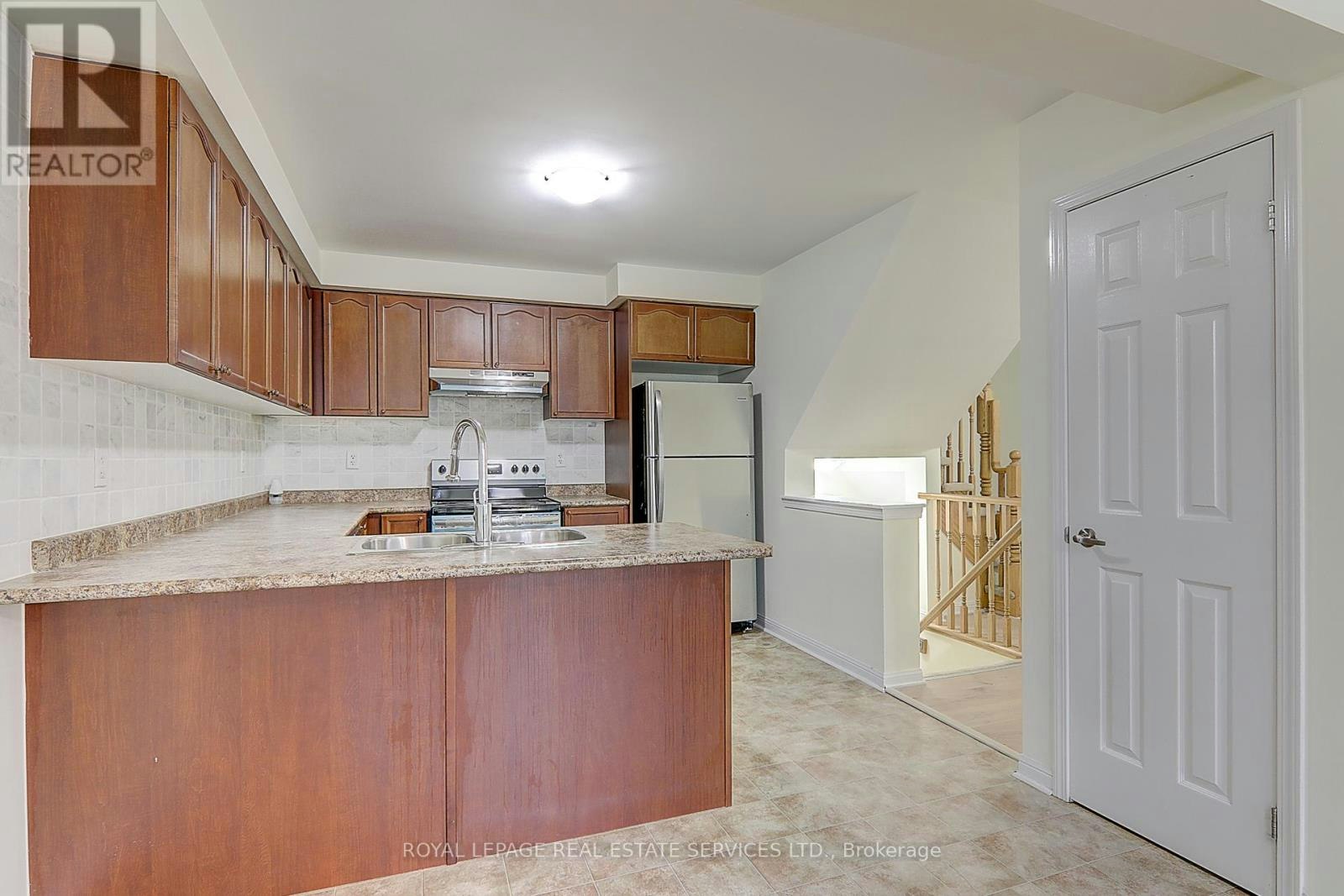 3047 Dewridge Avenue, Oakville, ON, L6M 5H9 - 5