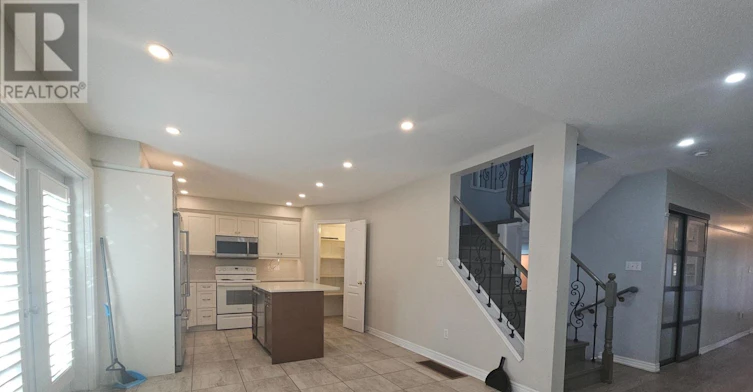 MAIN + 2ND FLOOR-10 Fairhill Avenue, Brampton, ON, L7A 2A9 - 5