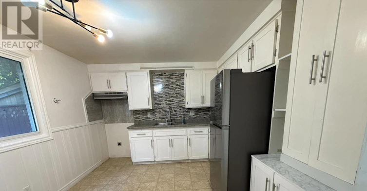 MAIN-535 Elgin Street N, Cambridge, ON, N1R 6A2 - 5