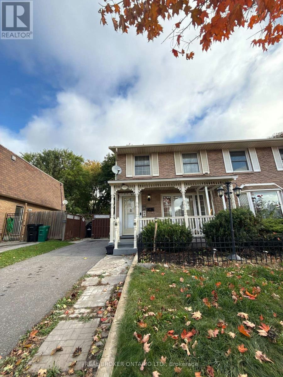 MAIN-535 Elgin Street N, Cambridge, ON, N1R 6A2