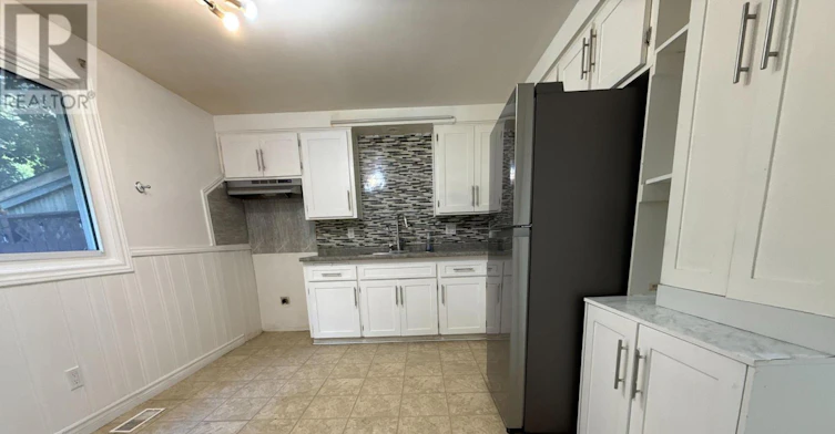 MAIN-535 Elgin Street N, Cambridge, ON, N1R 6A2 - 6