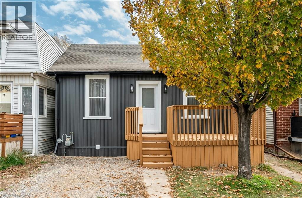 256 Rosslyn Avenue N, Hamilton, ON, L8L 7R1