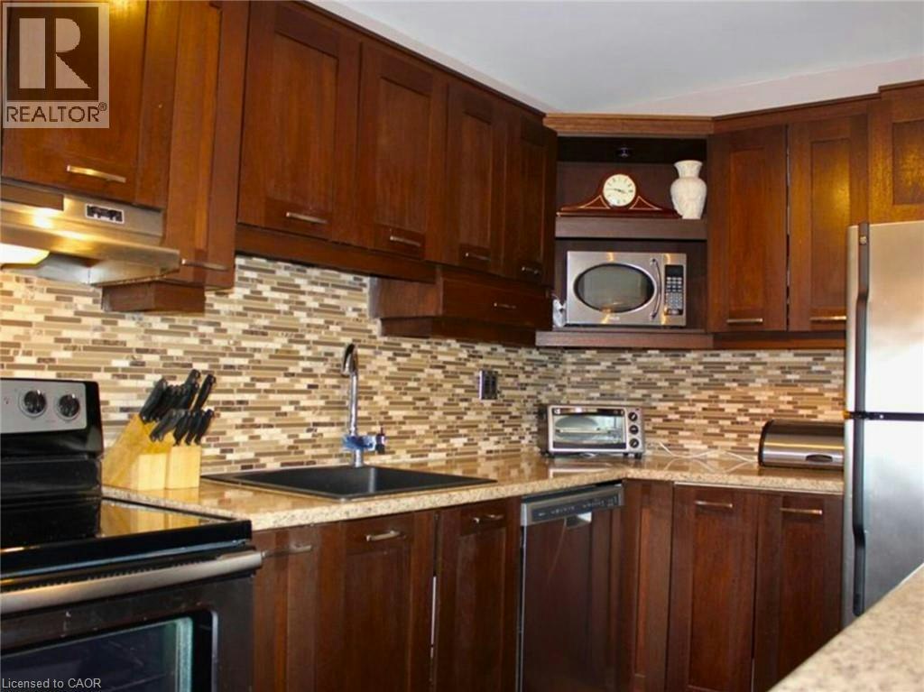 79 Aylmer Crescent, Hamilton, ON, L8J 1J9 - 3