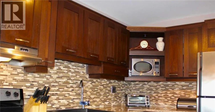 79 Aylmer Crescent, Hamilton, ON, L8J 1J9 - 3