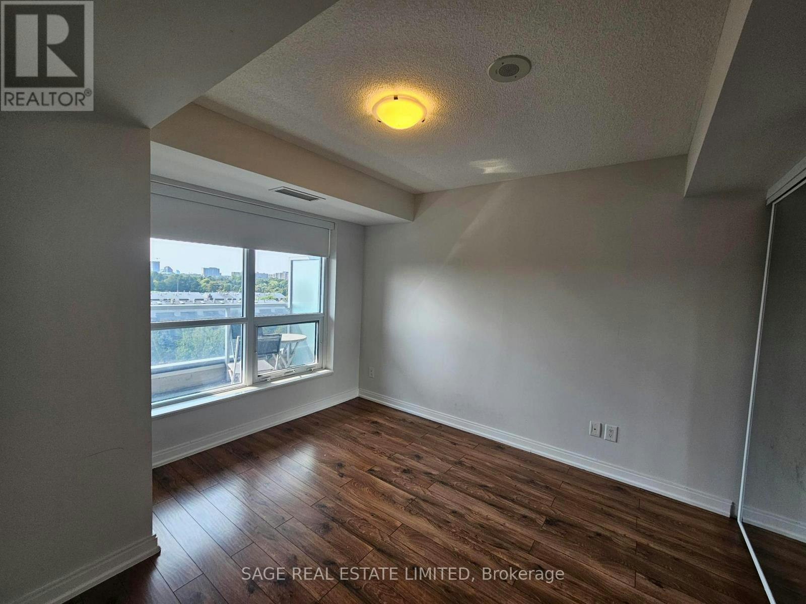 705-151 Village Green Square, Toronto, ON, M1S 0K5 - 4