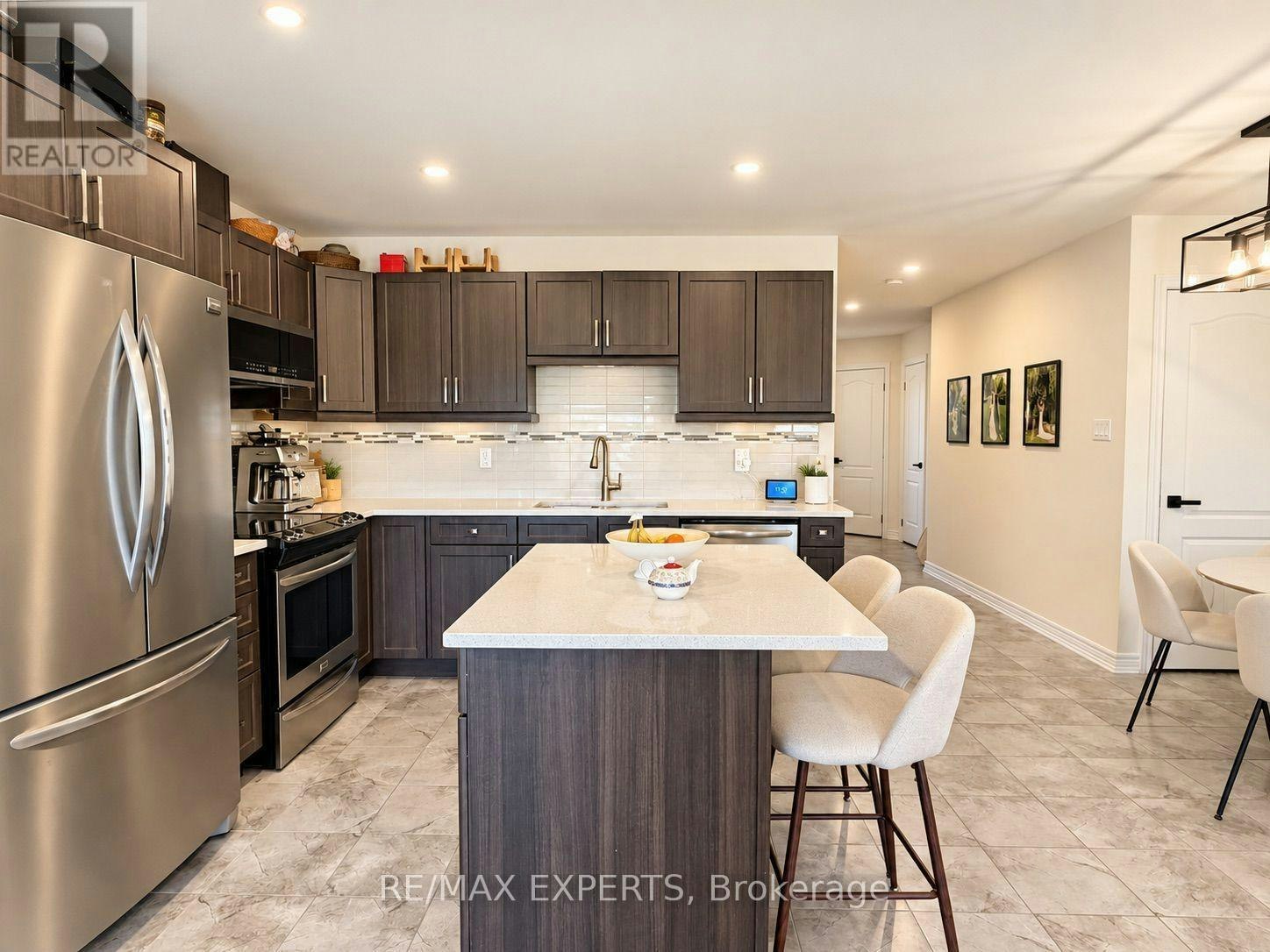 217 Hutchinson Drive, New Tecumseth, ON, L9R 0P9 - 4
