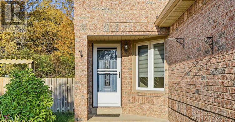 70 Jefferson Court W, Welland, ON, L3C 7G5 - 4