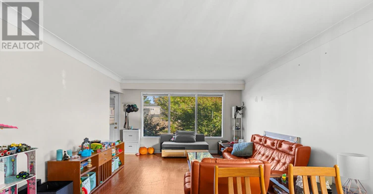 MAIN-144 Elm Street, Port Colborne, ON, L3K 4N4 - 7