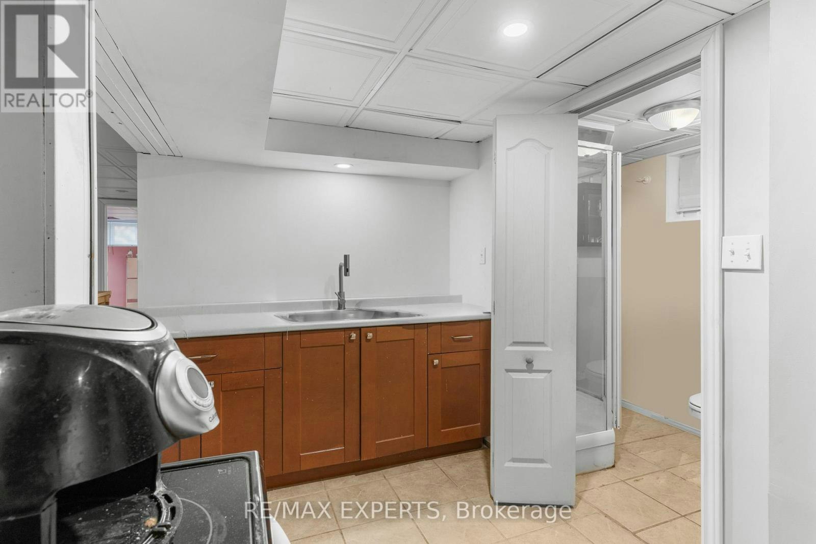 MAIN-144 Elm Street, Port Colborne, ON, L3K 4N4 - 26