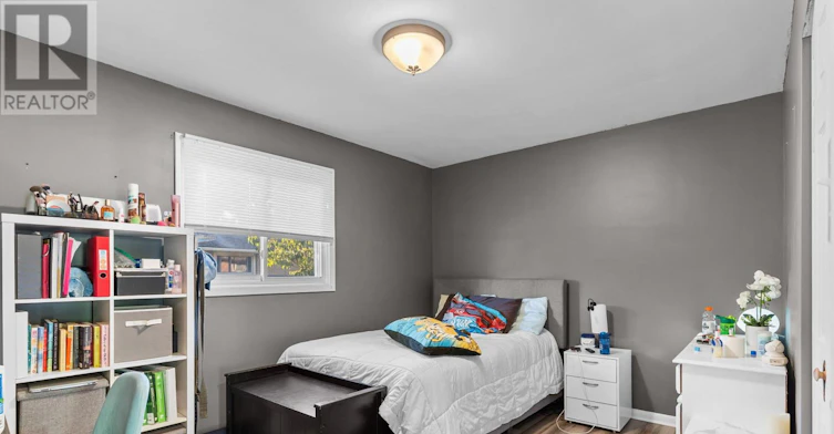 MAIN-144 Elm Street, Port Colborne, ON, L3K 4N4 - 17