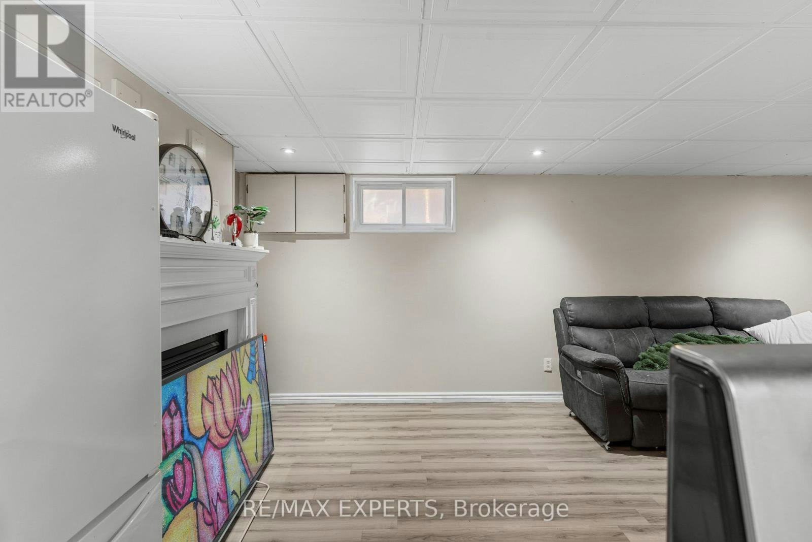 MAIN-144 Elm Street, Port Colborne, ON, L3K 4N4 - 21