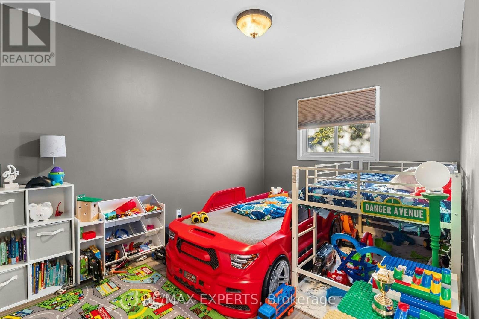 MAIN-144 Elm Street, Port Colborne, ON, L3K 4N4 - 18