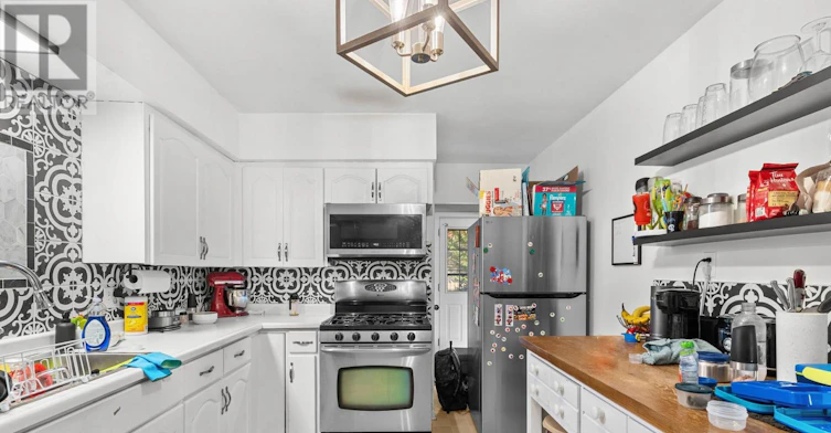 MAIN-144 Elm Street, Port Colborne, ON, L3K 4N4 - 11