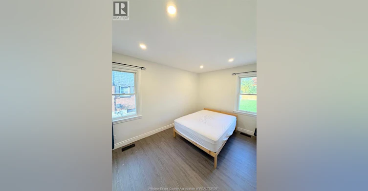 MAIN-3162 Curry, Windsor, ON, N9E 2T3 - 10
