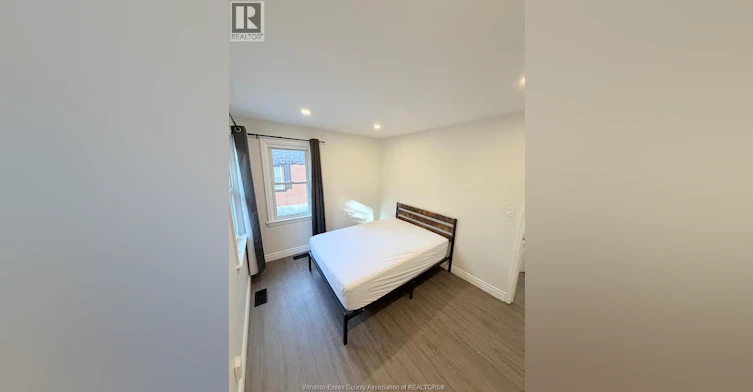 MAIN-3162 Curry, Windsor, ON, N9E 2T3 - 9