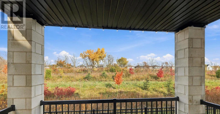 960 Village Square WEST, London, ON, N6H 0J7 - 33