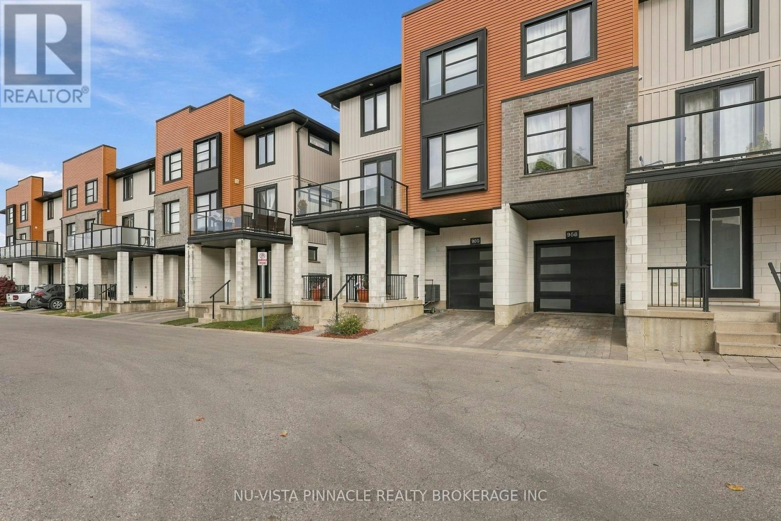 960 Village Square WEST, London, ON, N6H 0J7 - 2