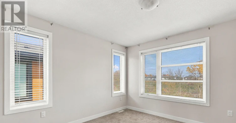 960 Village Square WEST, London, ON, N6H 0J7 - 24