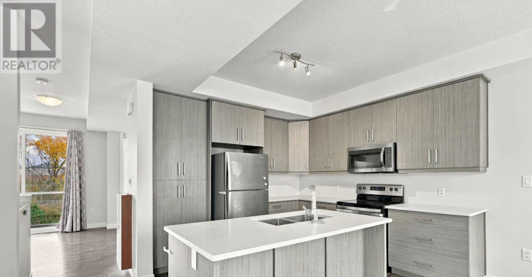 960 Village Square WEST, London, ON, N6H 0J7 - 11