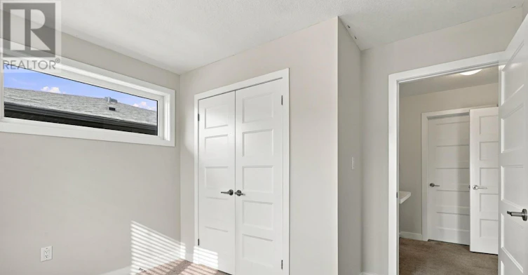 960 Village Square WEST, London, ON, N6H 0J7 - 23