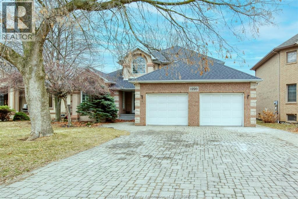 1220 Woodmont Crescent, Lasalle, ON, N9J 3H9
