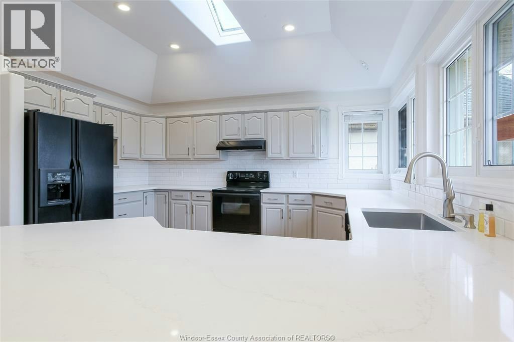 1220 Woodmont Crescent, Lasalle, ON, N9J 3H9 - 16