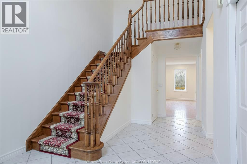 1220 Woodmont Crescent, Lasalle, ON, N9J 3H9 - 9