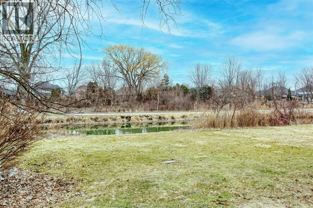 1220 Woodmont Crescent, Lasalle, ON, N9J 3H9 - 3
