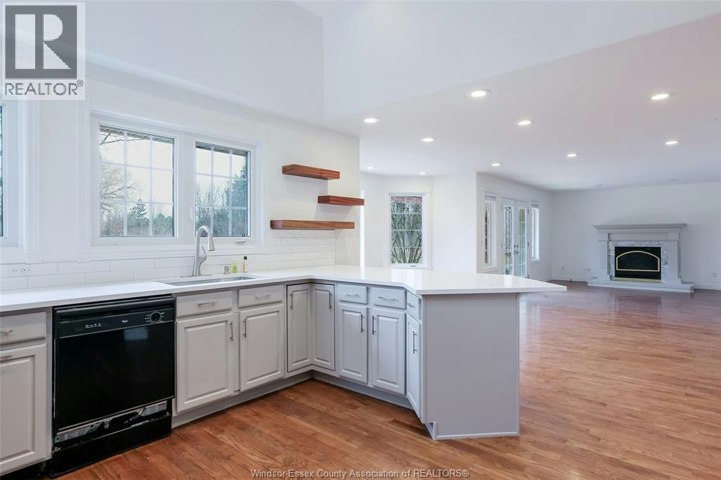 1220 Woodmont Crescent, Lasalle, ON, N9J 3H9 - 6