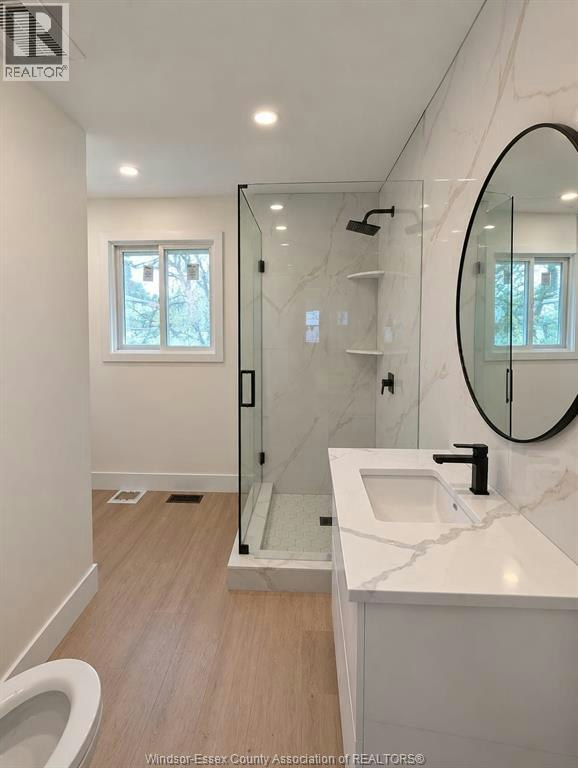 UPPER-2101 Dominion, Windsor, ON, N9B 3H8 - 14