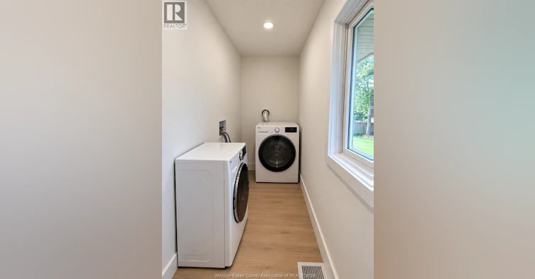 UPPER-2101 Dominion, Windsor, ON, N9B 3H8 - 15