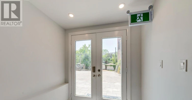 C-923 College Street, Toronto, ON, M6H 1A1 - 5