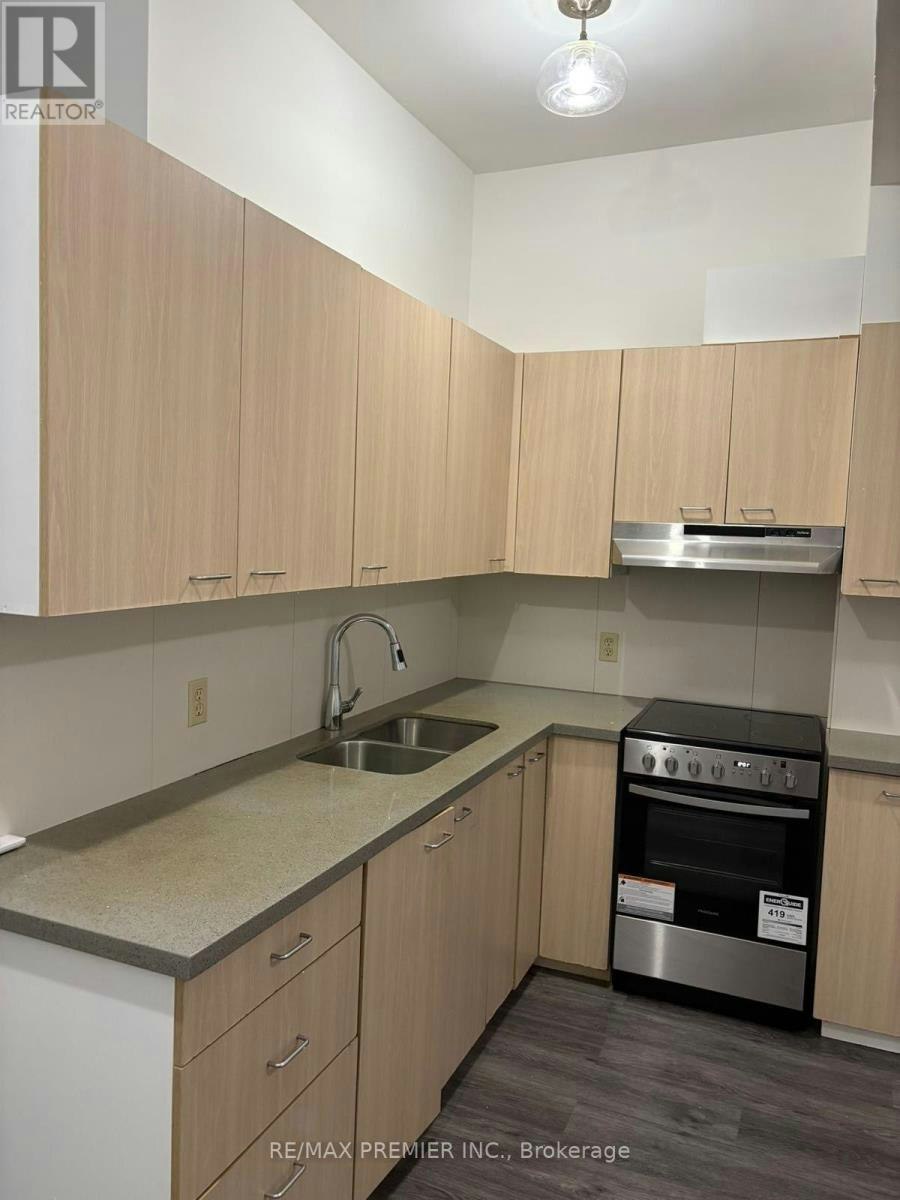 2-141 Ossington Avenue, Toronto, ON, M6J 2Z6 - 2