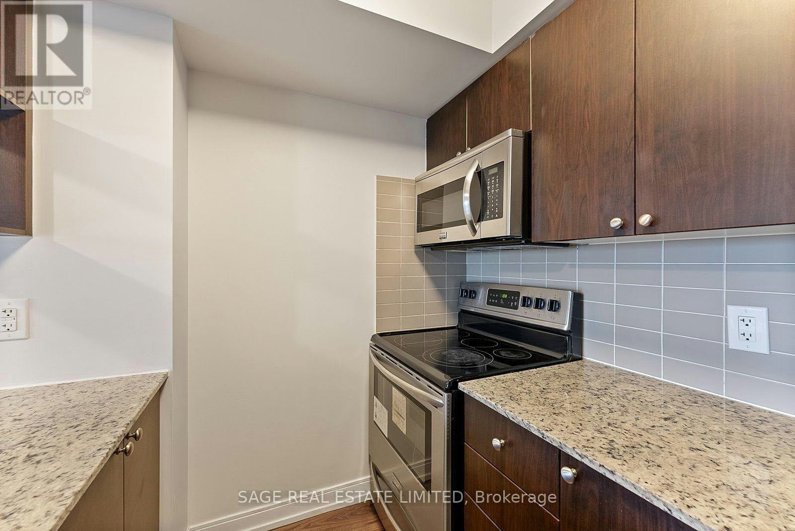 1501-151 Village Green Square, Toronto, ON, M1S 0K5 - 5