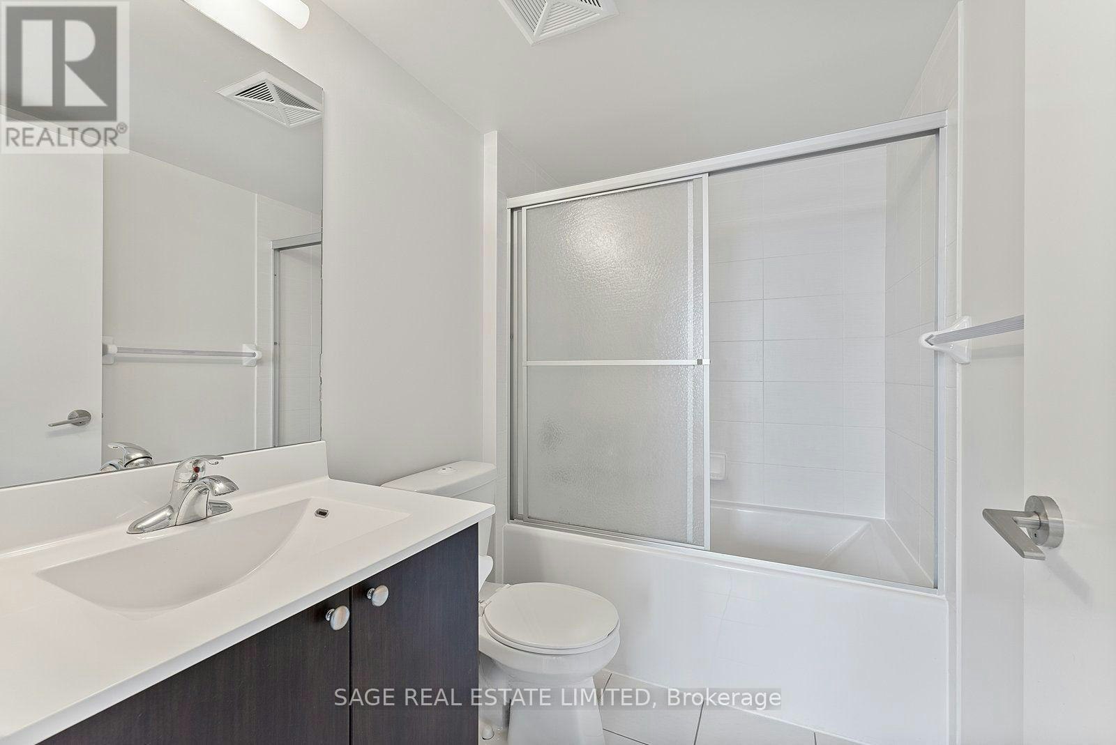 1501-151 Village Green Square, Toronto, ON, M1S 0K5 - 17