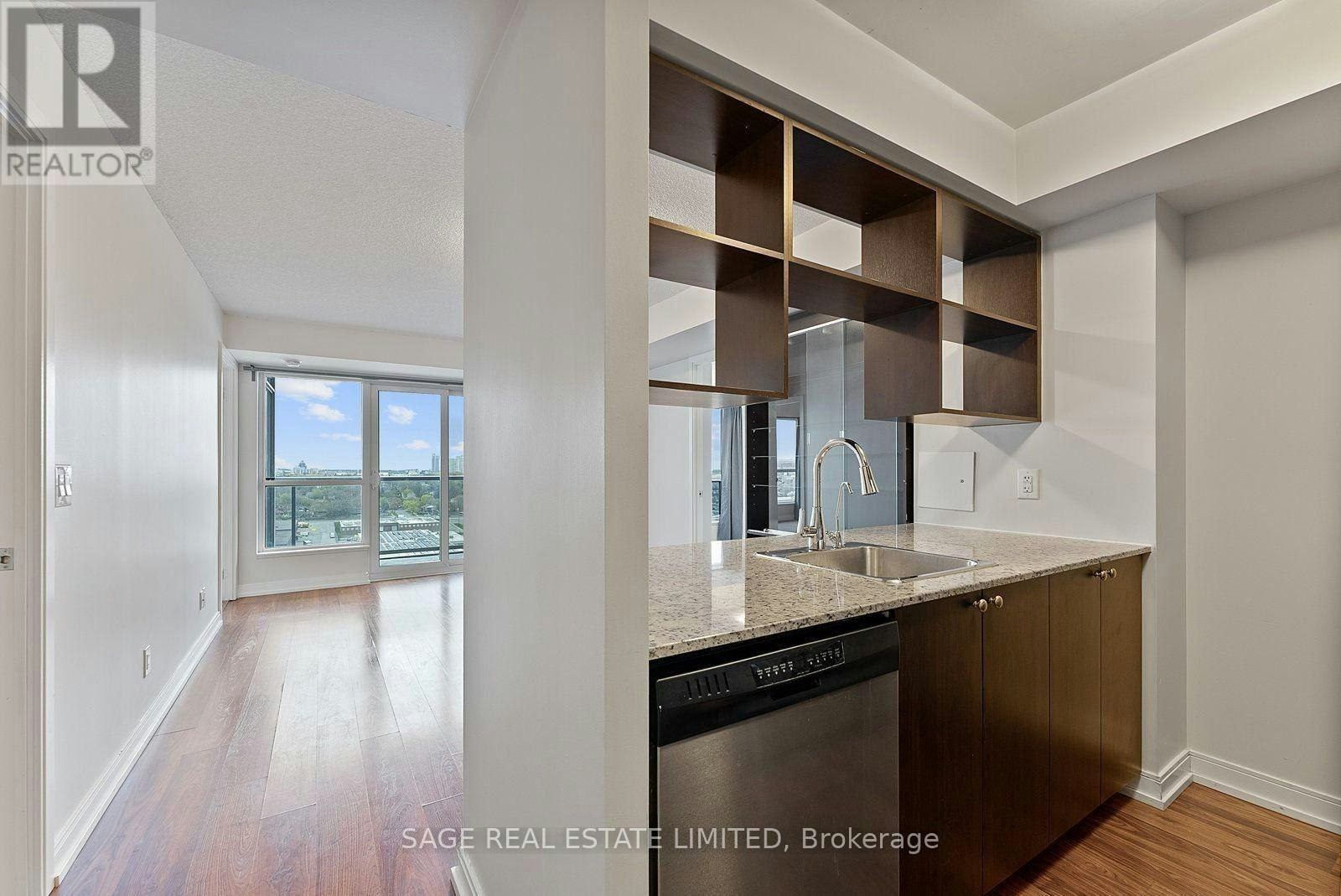 1501-151 Village Green Square, Toronto, ON, M1S 0K5 - 4