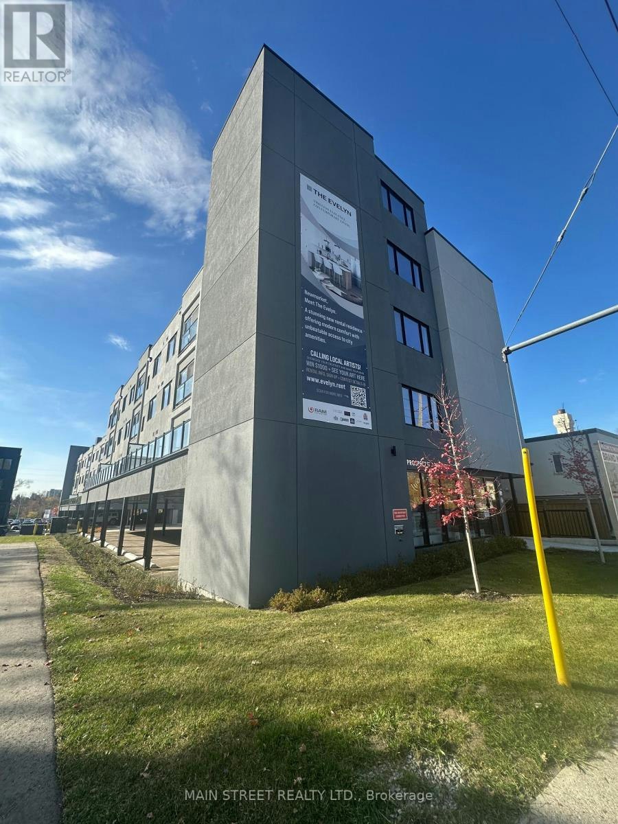 401-52 Prospect Street, Newmarket, ON, L3Y 3S9