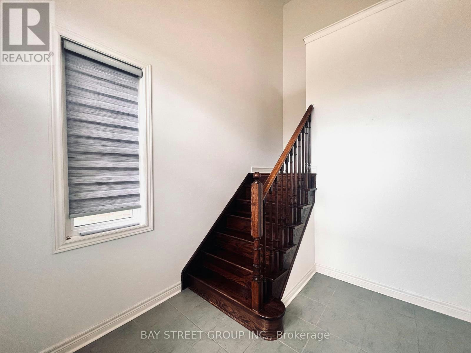 MASTER ROOM-81 Sutcliffe Way, New Tecumseth, ON, L9R 0N9 - 3