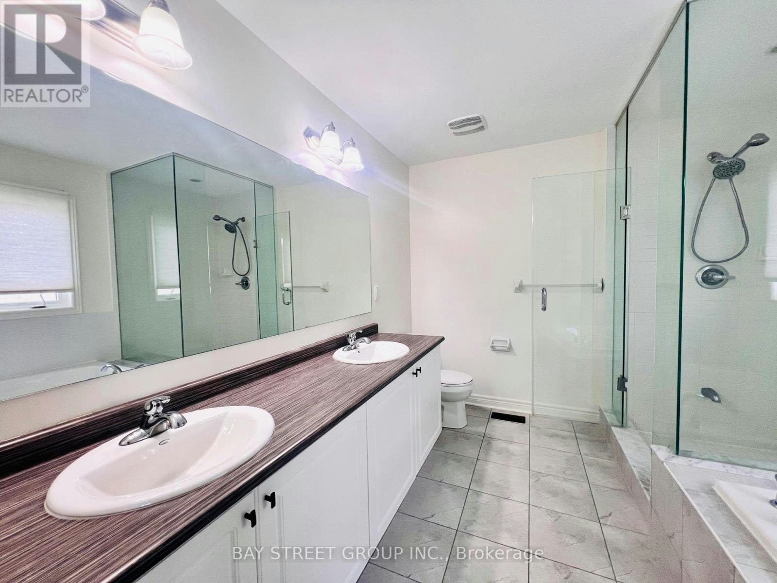 MASTER ROOM-81 Sutcliffe Way, New Tecumseth, ON, L9R 0N9 - 25