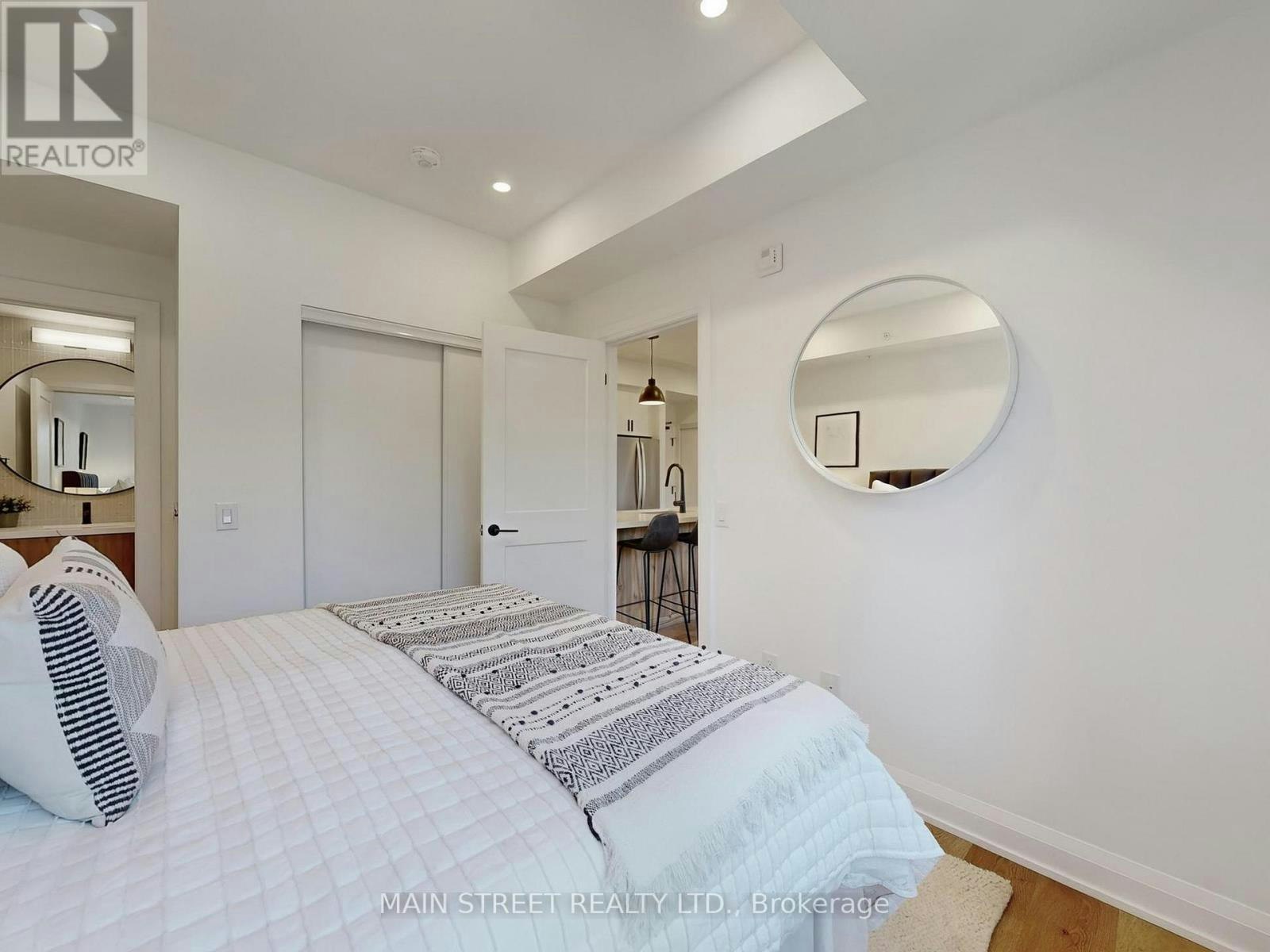 402-52 Prospect Street, Newmarket, ON, L3Y 3S9 - 9