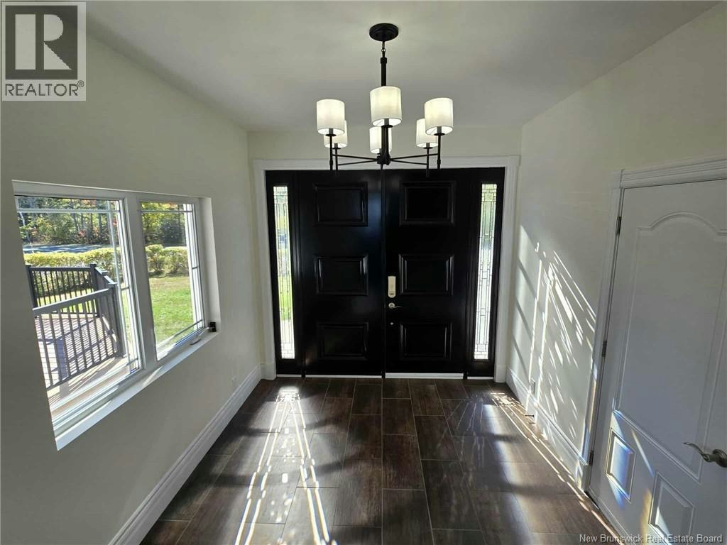 2156 Queen Elizabeth Drive, Bathurst, NB, E2A 4Y4 - 17