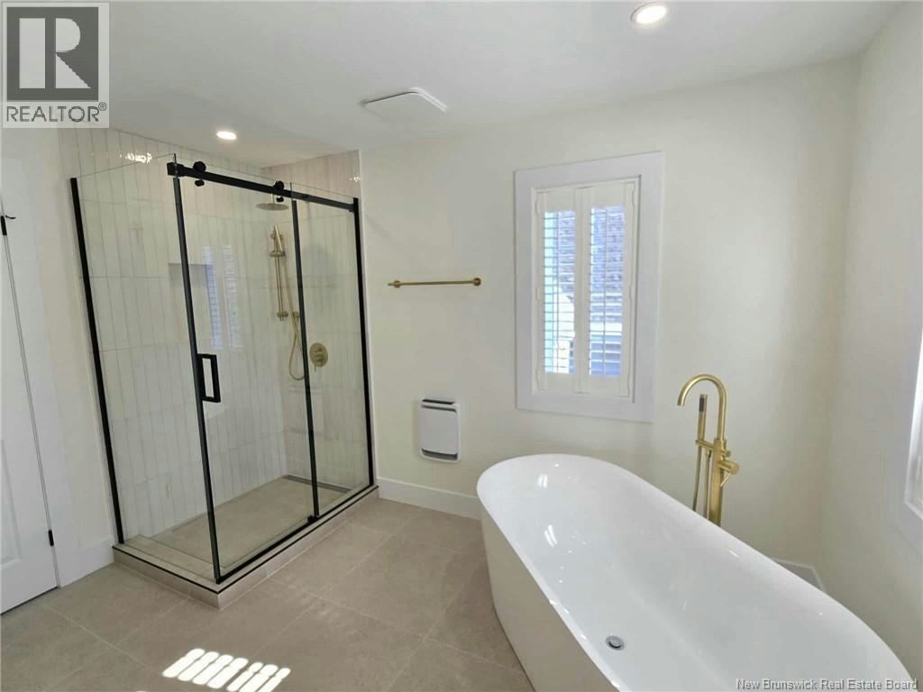 2156 Queen Elizabeth Drive, Bathurst, NB, E2A 4Y4 - 45