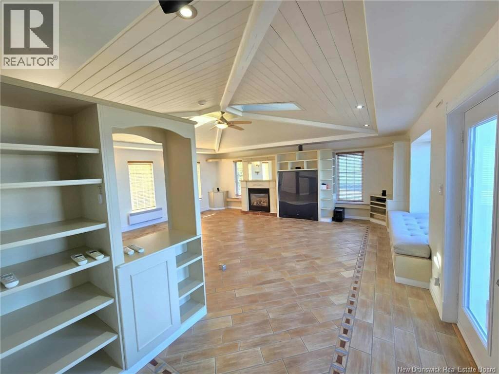 2156 Queen Elizabeth Drive, Bathurst, NB, E2A 4Y4 - 37