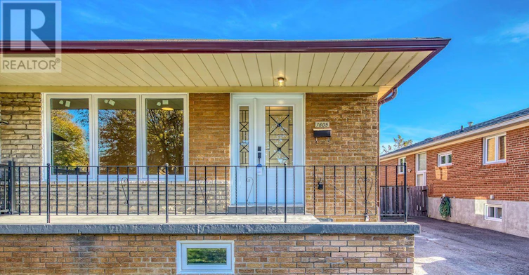 UPPER-7605 Discus Crescent, Mississauga, ON, L4T 2V4 - 5