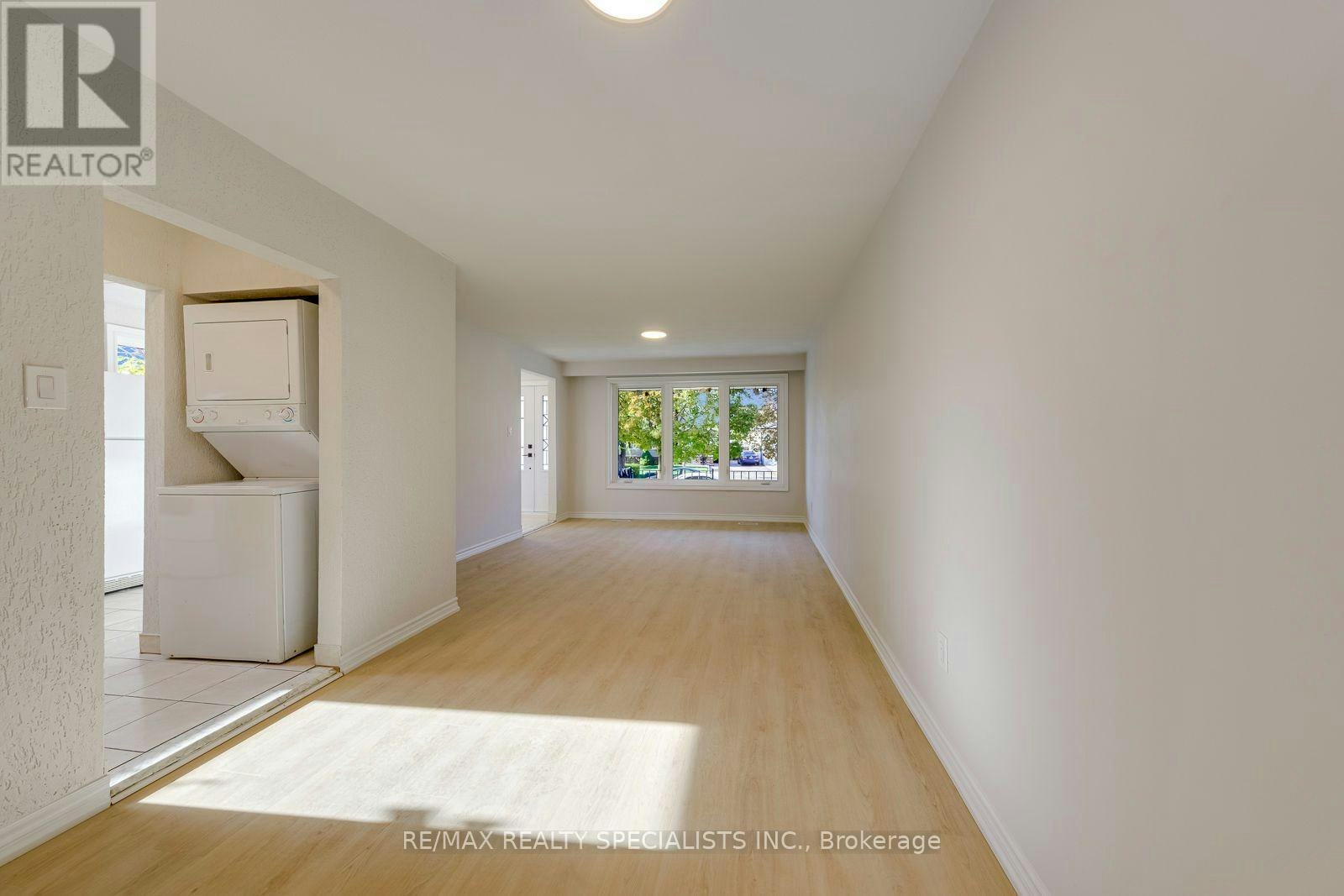 UPPER-7605 Discus Crescent, Mississauga, ON, L4T 2V4 - 16