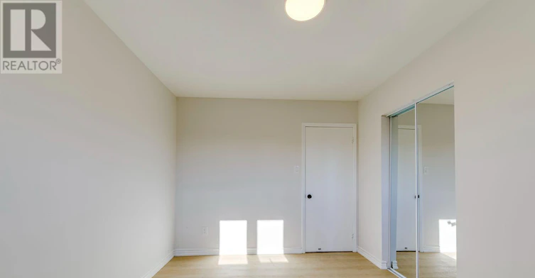 UPPER-7605 Discus Crescent, Mississauga, ON, L4T 2V4 - 25