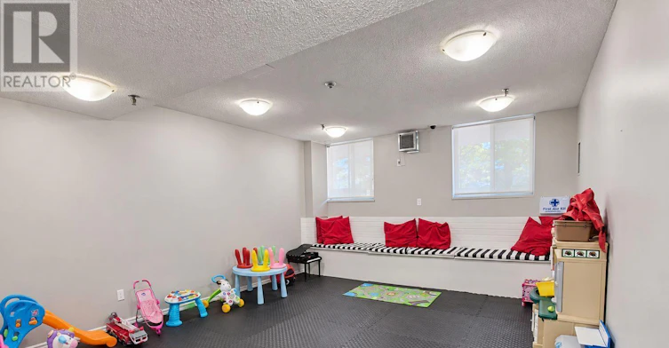 1606-85 Emmett Avenue, Toronto, ON, M6M 5A2 - 33