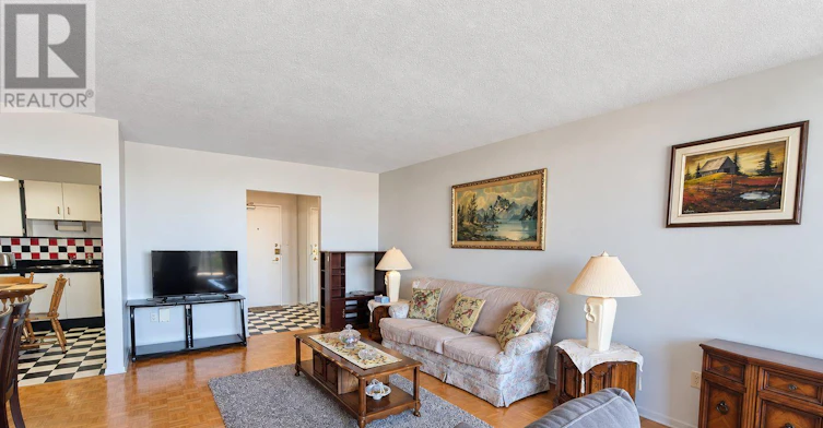 1606-85 Emmett Avenue, Toronto, ON, M6M 5A2 - 9